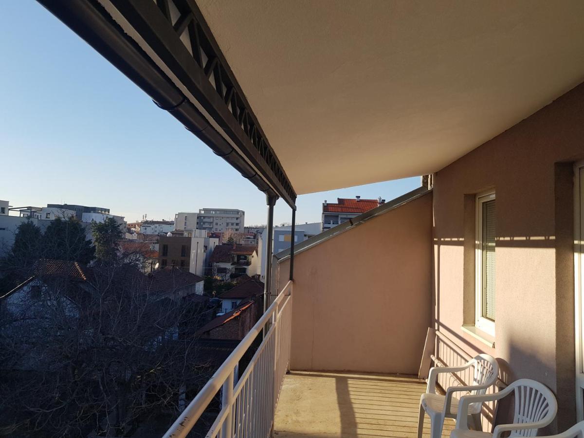 Rajiceva 5- Apartman Sa Prostranom Terasom I Garaznim Mestom كراغوييفاك المظهر الخارجي الصورة